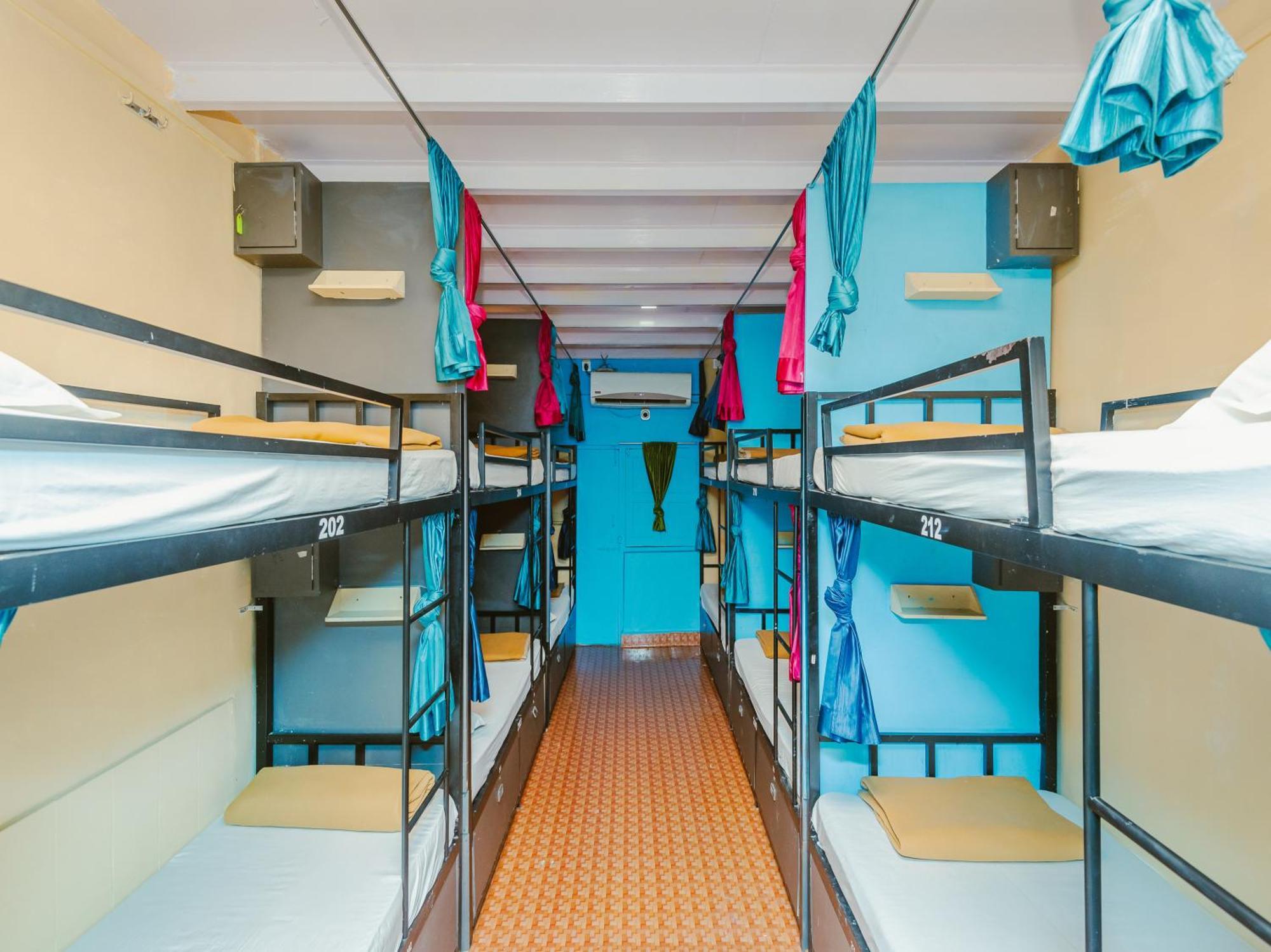 New Dormitory Afra Mumbai Exterior photo