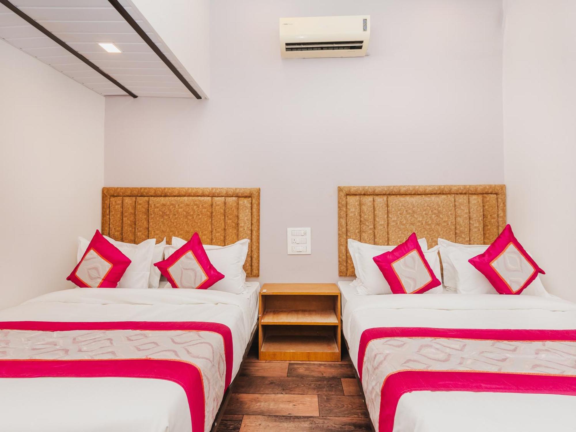 New Dormitory Afra Mumbai Exterior photo
